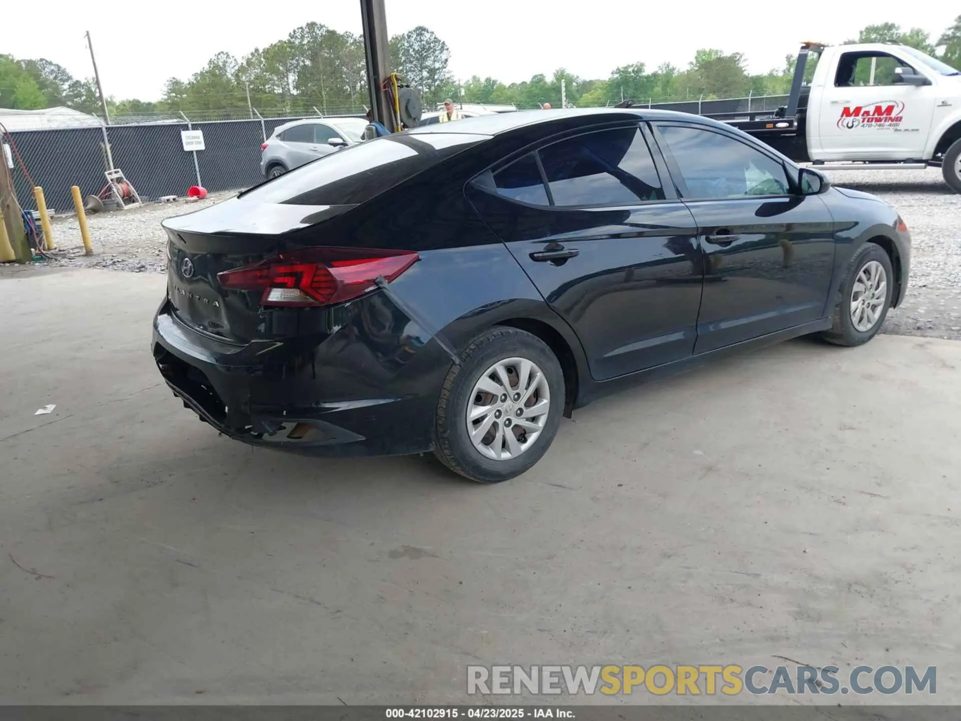 4 Photograph of a damaged car KMHD74LF8LU914672 HYUNDAI ELANTRA 2020