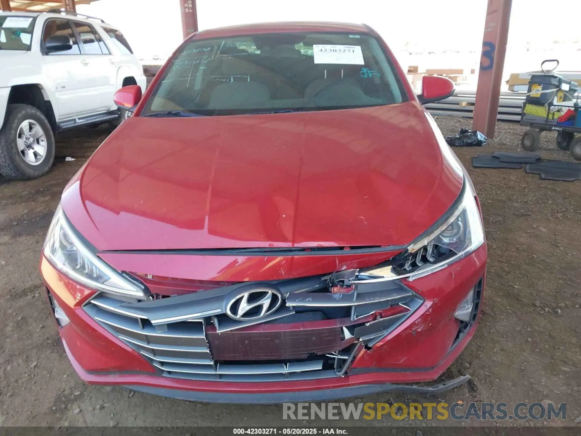 12 Фотография поврежденного автомобиля KMHD74LFXLU106260 HYUNDAI ELANTRA 2020