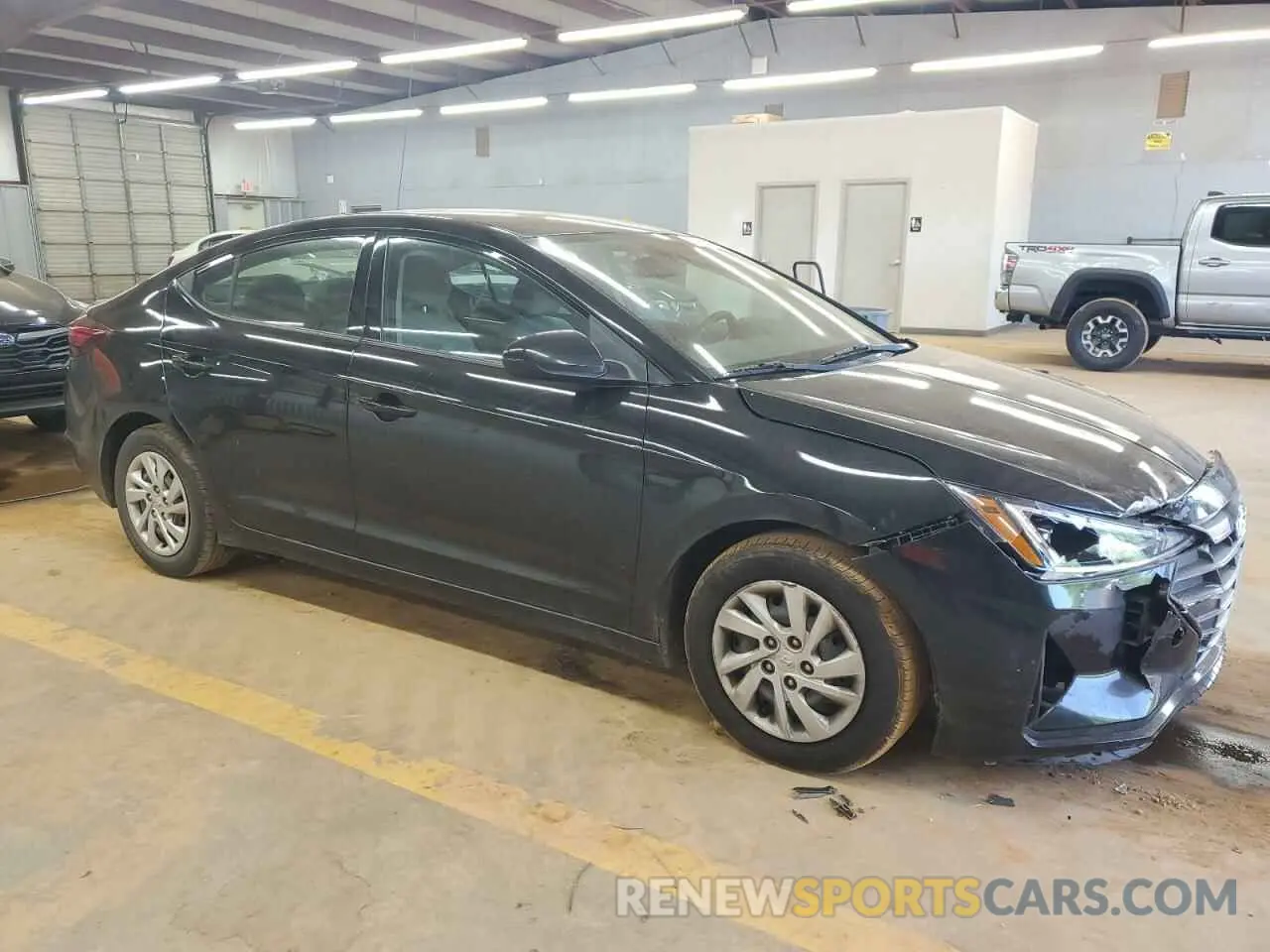 4 Photograph of a damaged car KMHD74LFXLU920800 HYUNDAI ELANTRA 2020