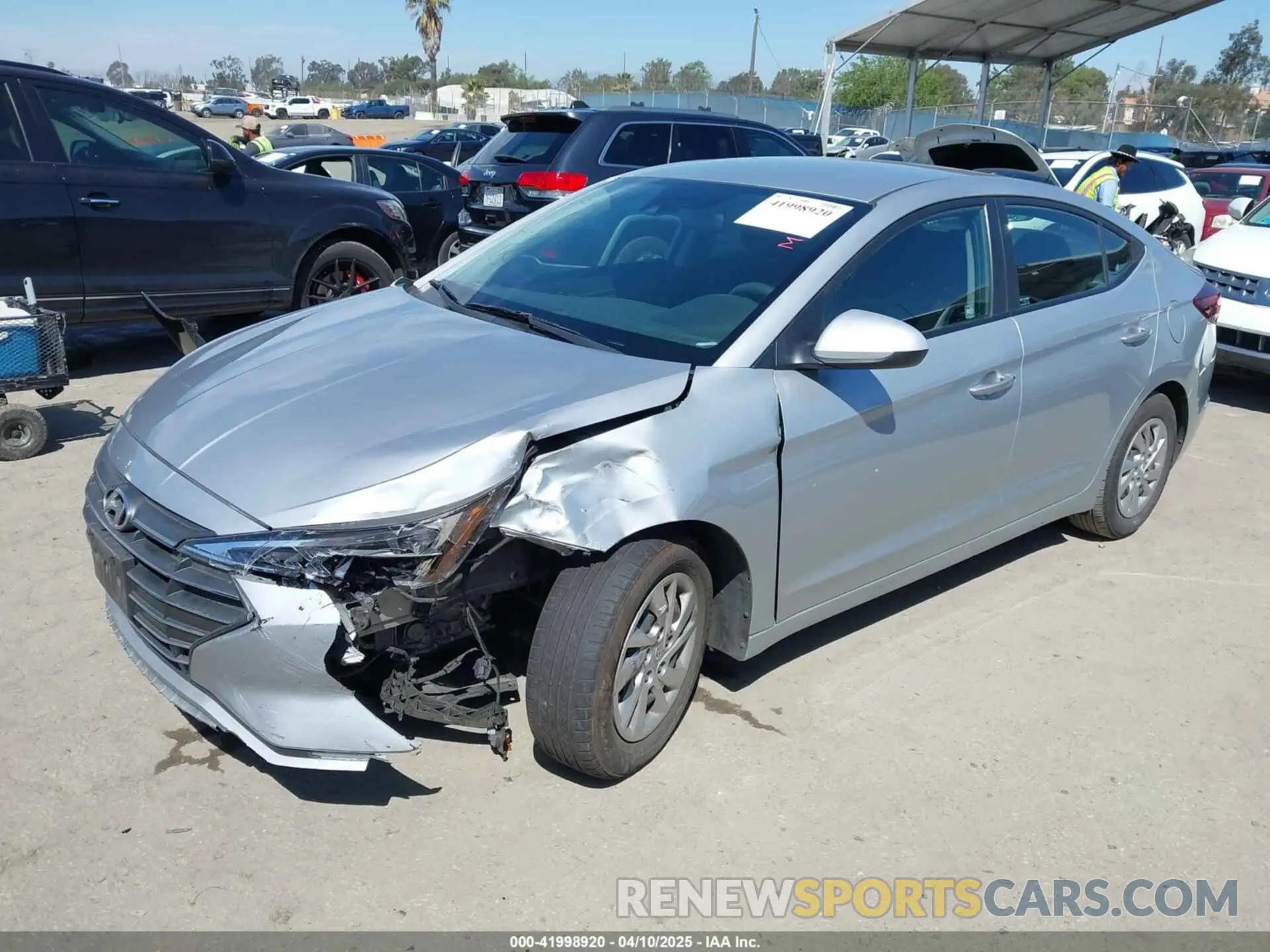 2 Фотография поврежденного автомобиля KMHD74LFXLU929559 HYUNDAI ELANTRA 2020