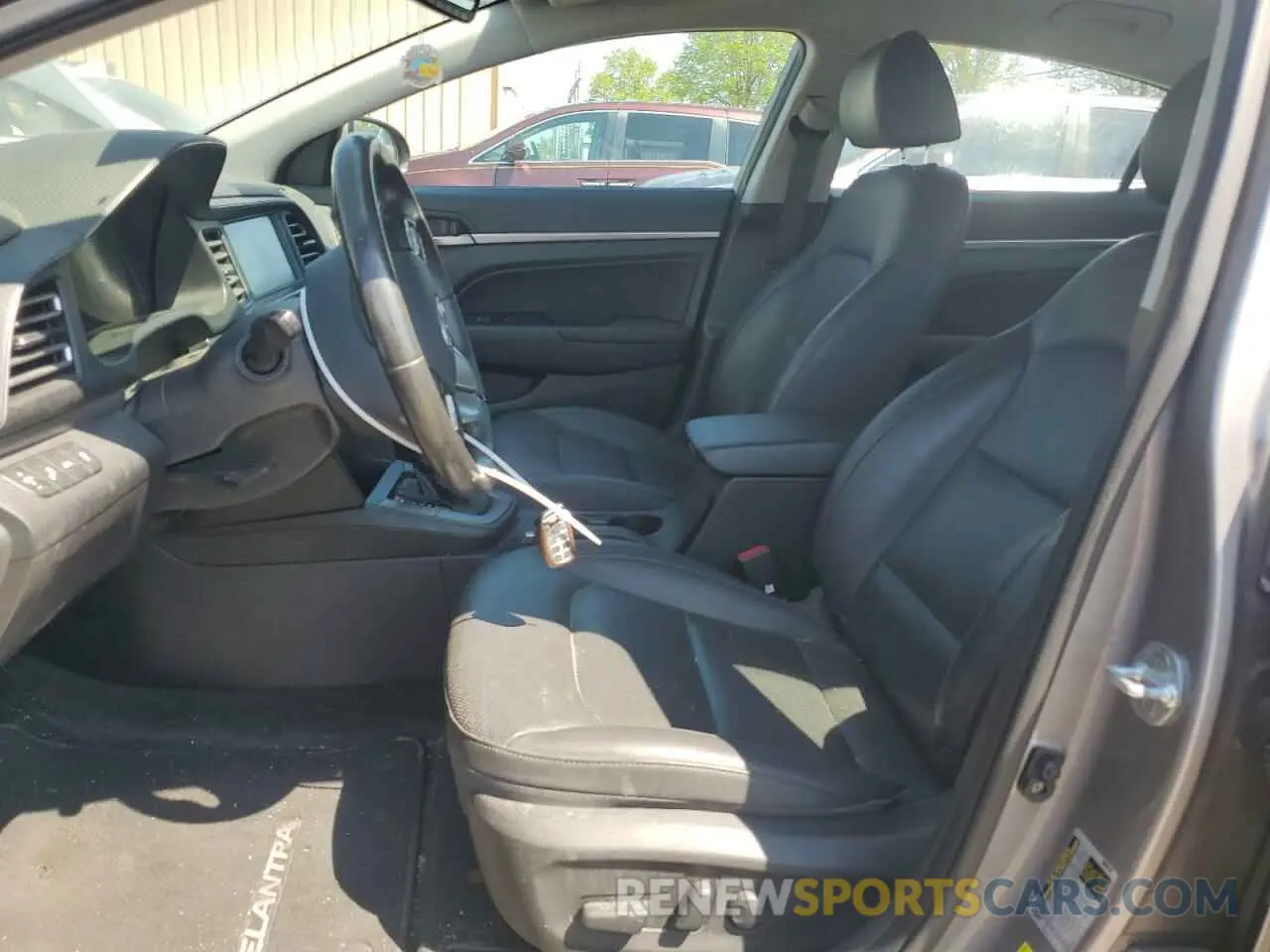 7 Фотография поврежденного автомобиля KMHD84LF0LU099297 HYUNDAI ELANTRA 2020