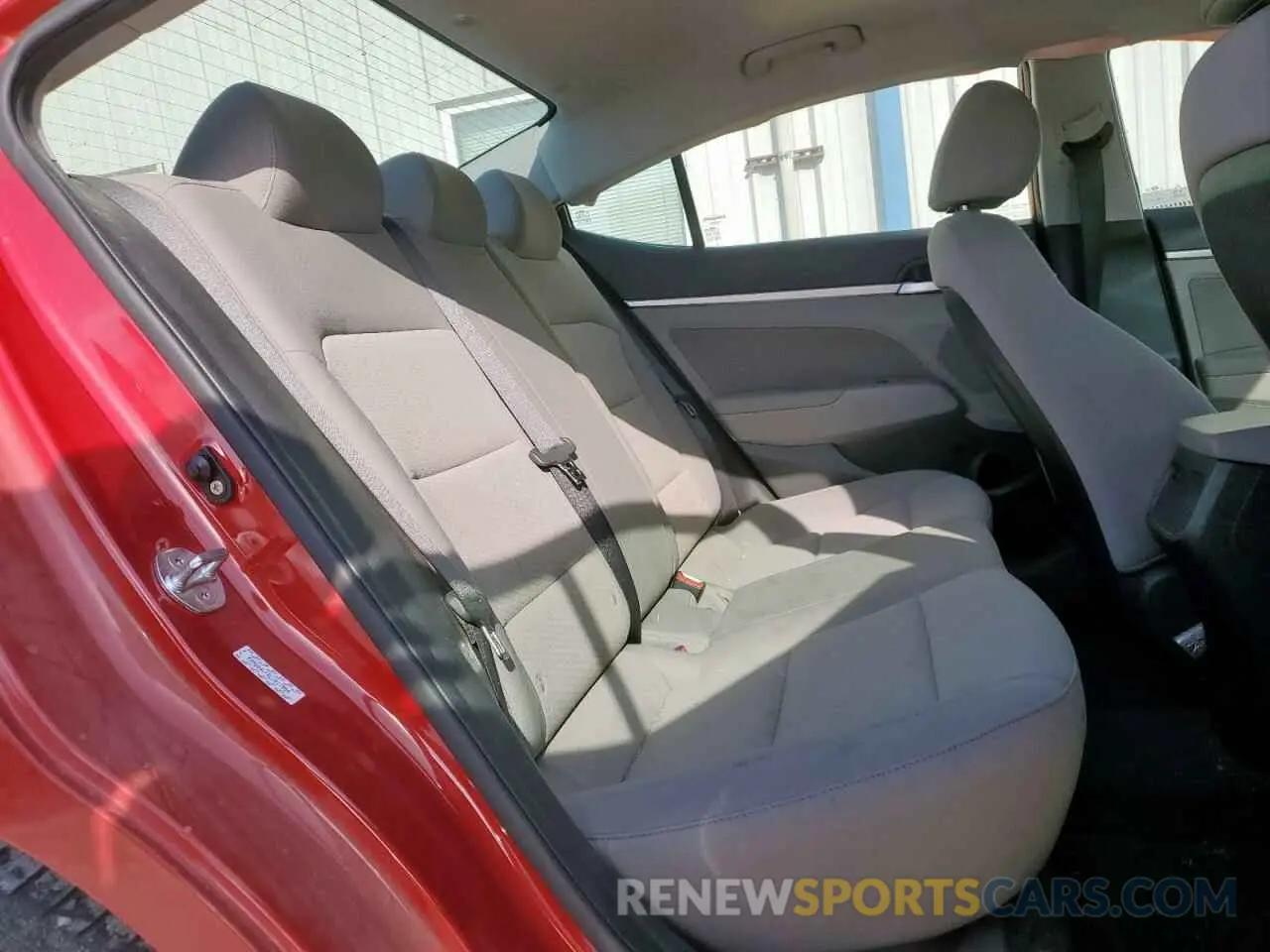 10 Photograph of a damaged car KMHD84LF0LU917904 HYUNDAI ELANTRA 2020
