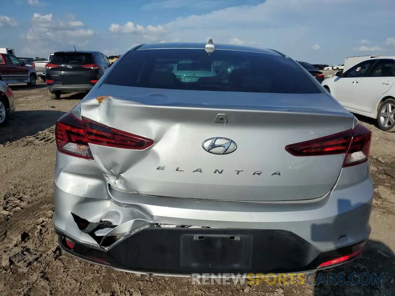 6 Фотография поврежденного автомобиля KMHD84LF1LU033485 HYUNDAI ELANTRA 2020