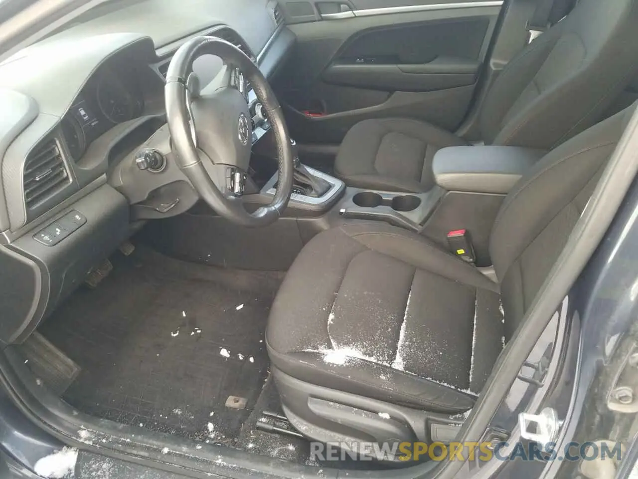 7 Photograph of a damaged car KMHD84LF1LU946599 HYUNDAI ELANTRA 2020