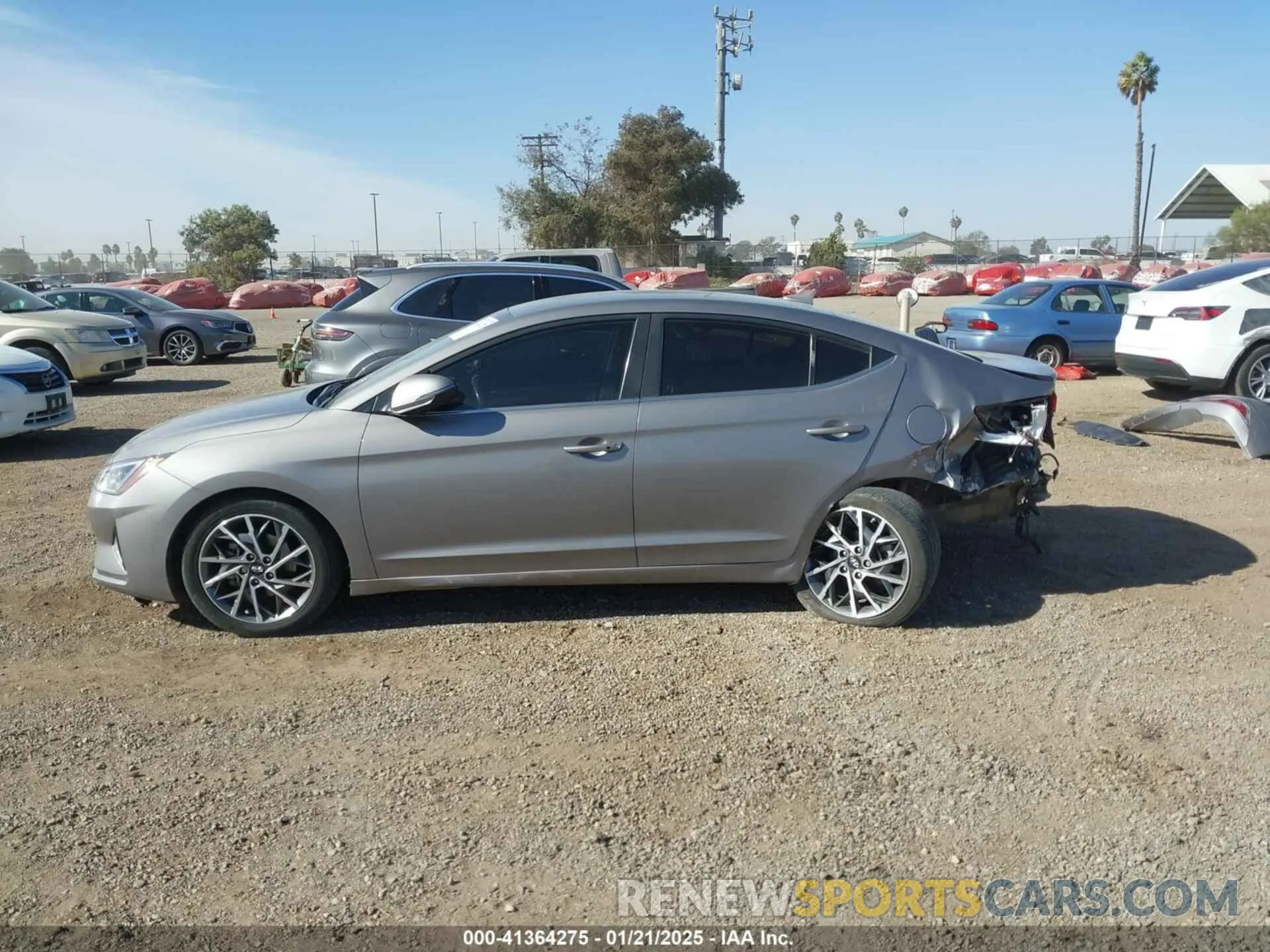 15 Фотография поврежденного автомобиля KMHD84LF2LU014671 HYUNDAI ELANTRA 2020