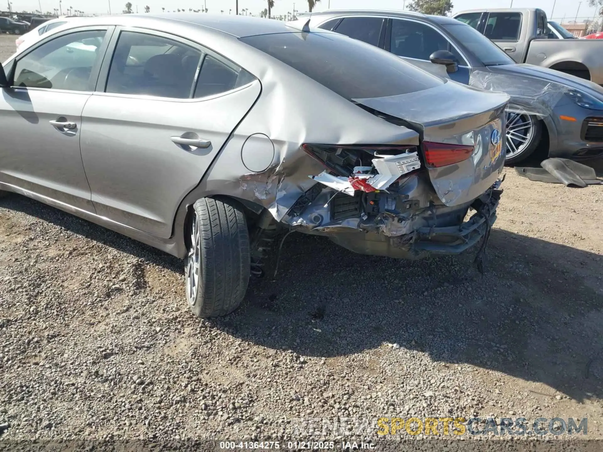 6 Фотография поврежденного автомобиля KMHD84LF2LU014671 HYUNDAI ELANTRA 2020