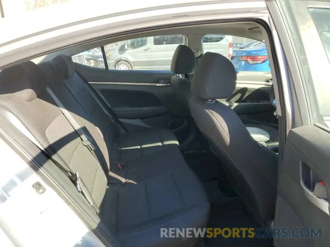 10 Photograph of a damaged car KMHD84LF2LU041028 HYUNDAI ELANTRA 2020