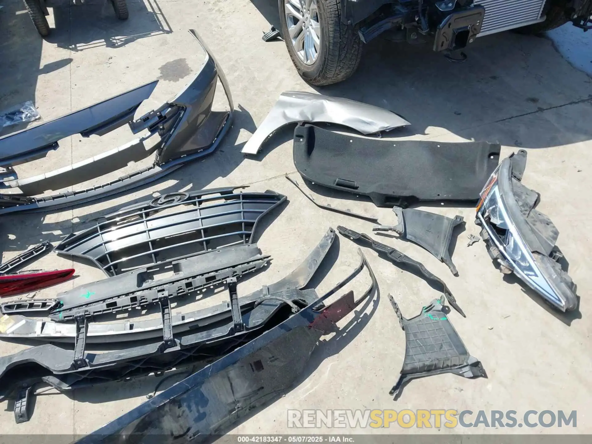 11 Фотография поврежденного автомобиля KMHD84LF2LU091797 HYUNDAI ELANTRA 2020