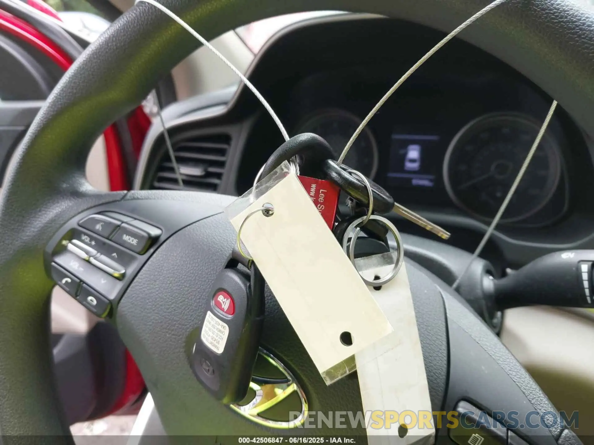 11 Фотография поврежденного автомобиля KMHD84LF2LU106993 HYUNDAI ELANTRA 2020