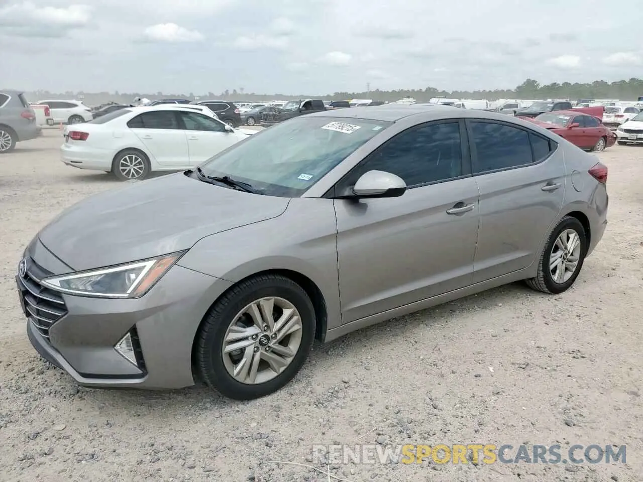1 Фотография поврежденного автомобиля KMHD84LF2LU941556 HYUNDAI ELANTRA 2020