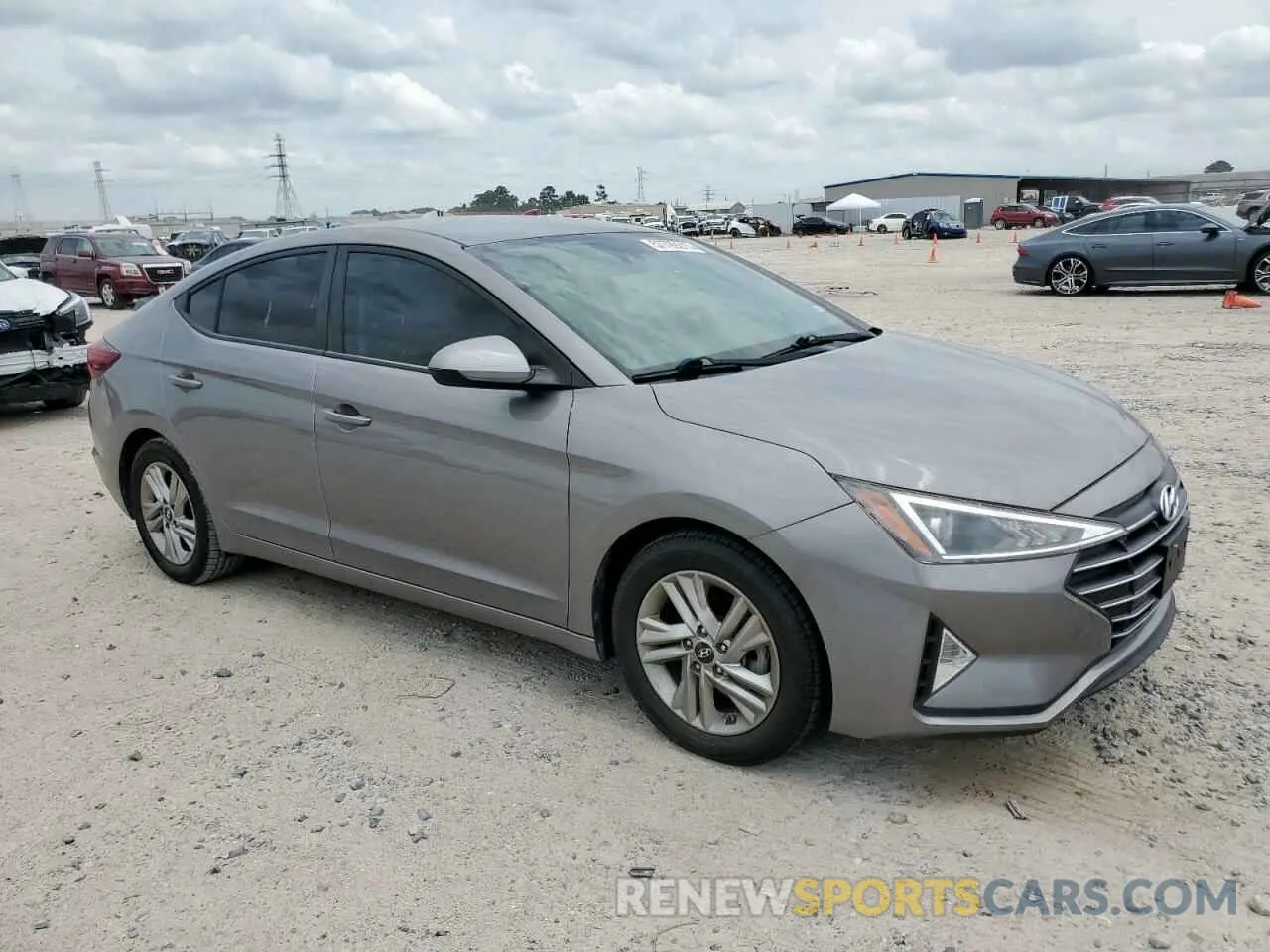 4 Фотография поврежденного автомобиля KMHD84LF2LU941556 HYUNDAI ELANTRA 2020