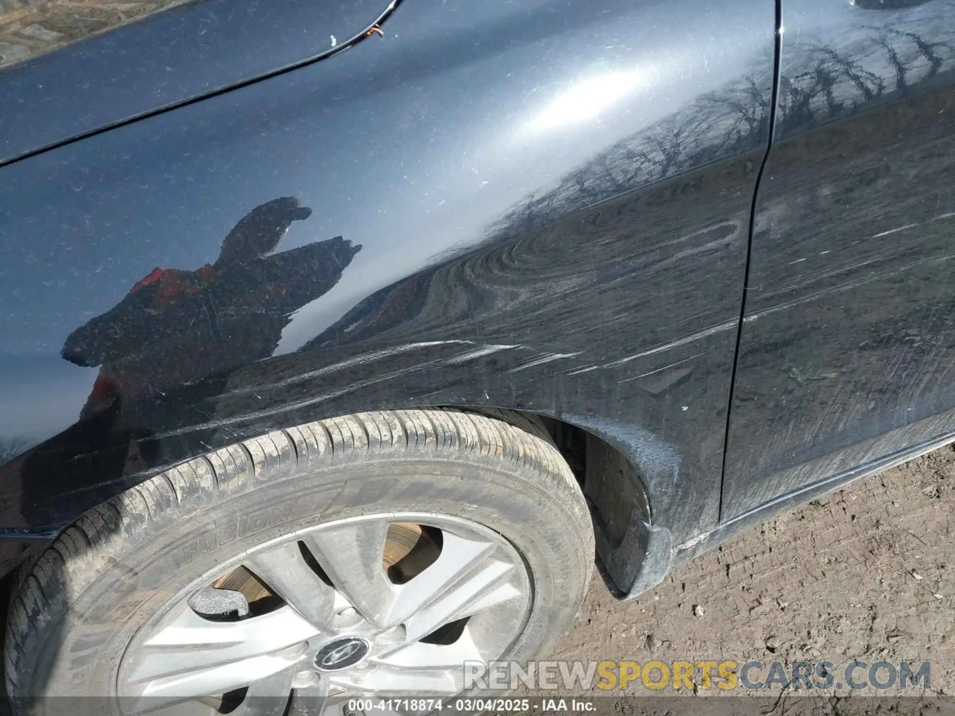 19 Photograph of a damaged car KMHD84LF3LU092442 HYUNDAI ELANTRA 2020