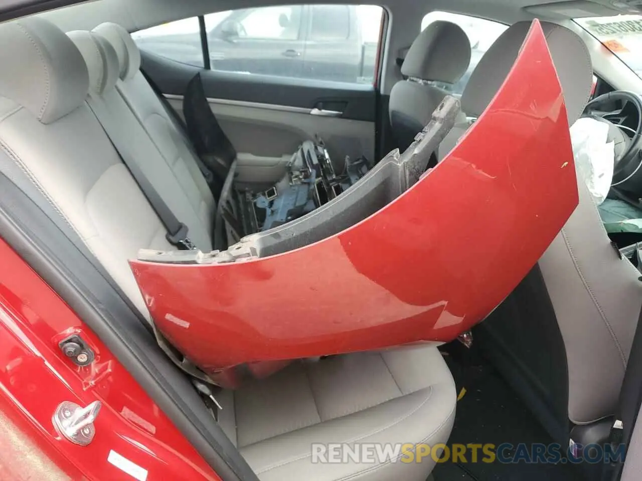 11 Photograph of a damaged car KMHD84LF3LU909053 HYUNDAI ELANTRA 2020