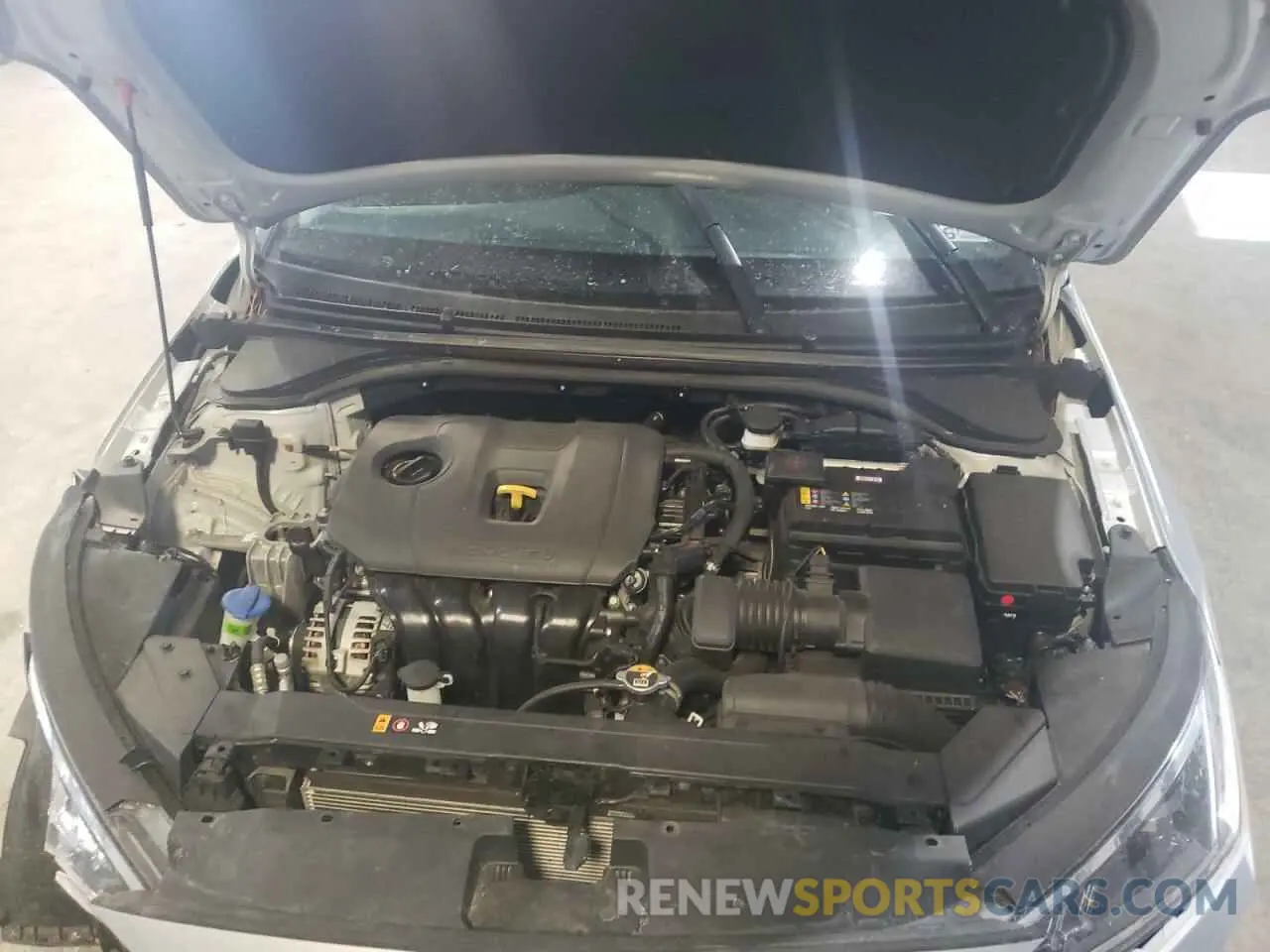 11 Фотография поврежденного автомобиля KMHD84LF3LU944255 HYUNDAI ELANTRA 2020