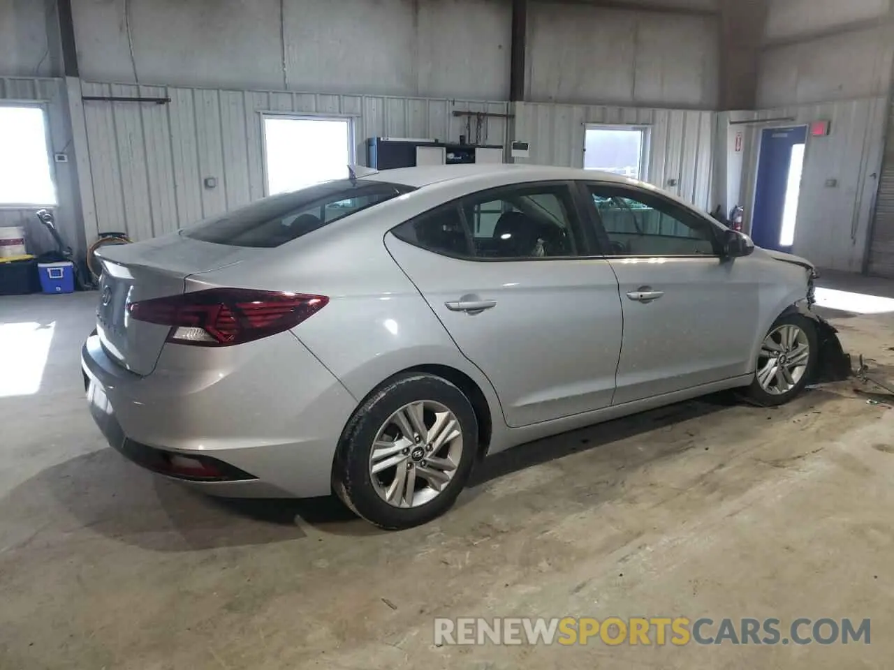 3 Фотография поврежденного автомобиля KMHD84LF3LU944255 HYUNDAI ELANTRA 2020