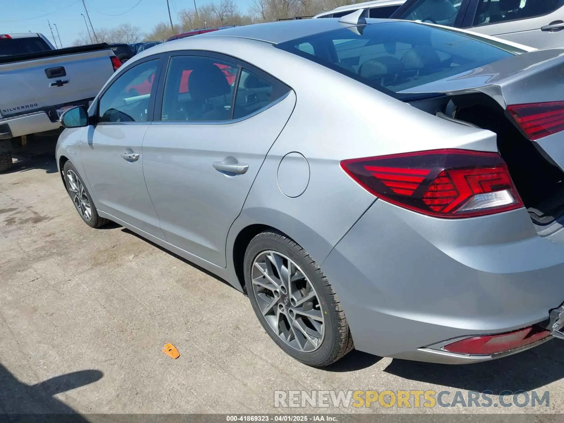 14 Фотография поврежденного автомобиля KMHD84LF3LU962335 HYUNDAI ELANTRA 2020