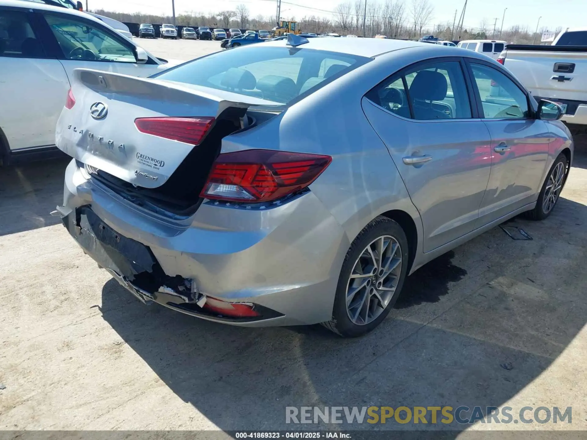 4 Фотография поврежденного автомобиля KMHD84LF3LU962335 HYUNDAI ELANTRA 2020