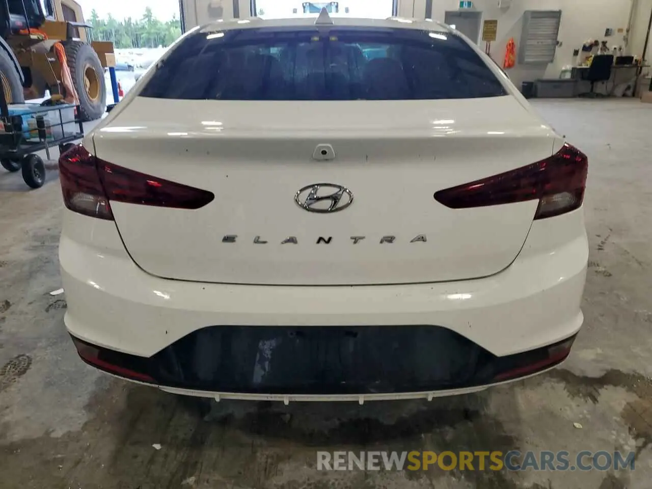 6 Photograph of a damaged car KMHD84LF4LU000688 HYUNDAI ELANTRA 2020