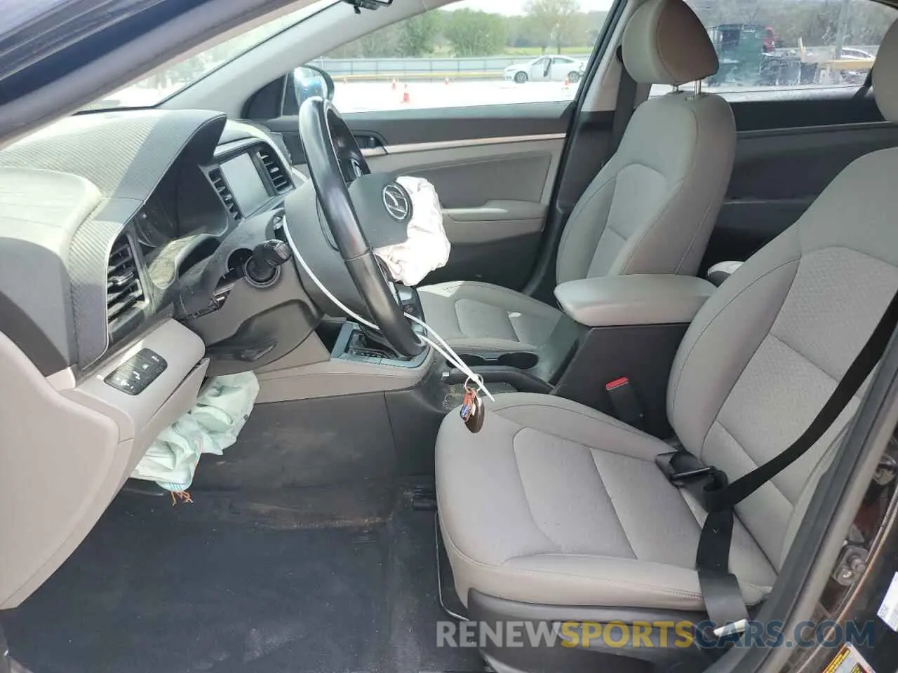 7 Photograph of a damaged car KMHD84LF4LU057540 HYUNDAI ELANTRA 2020