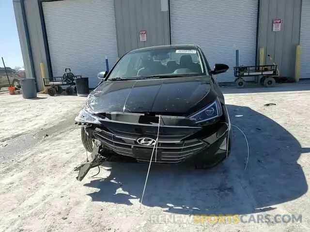 11 Photograph of a damaged car KMHD84LF5LU028564 HYUNDAI ELANTRA 2020