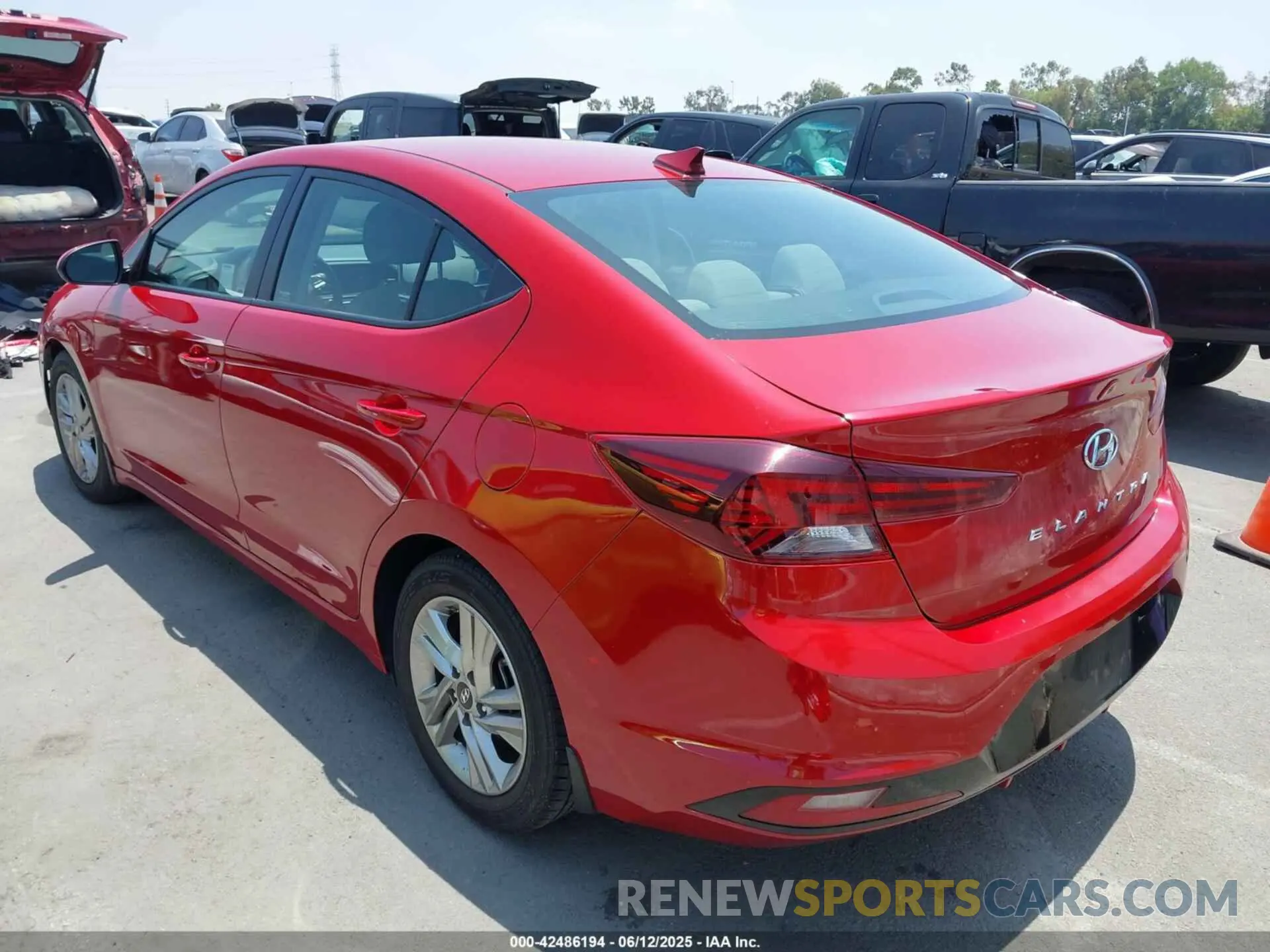 3 Photograph of a damaged car KMHD84LF5LU106079 HYUNDAI ELANTRA 2020