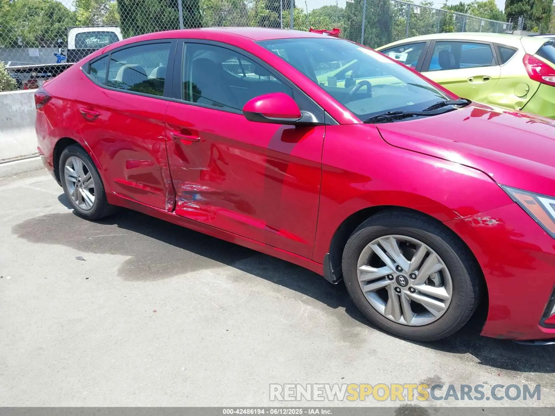 6 Photograph of a damaged car KMHD84LF5LU106079 HYUNDAI ELANTRA 2020