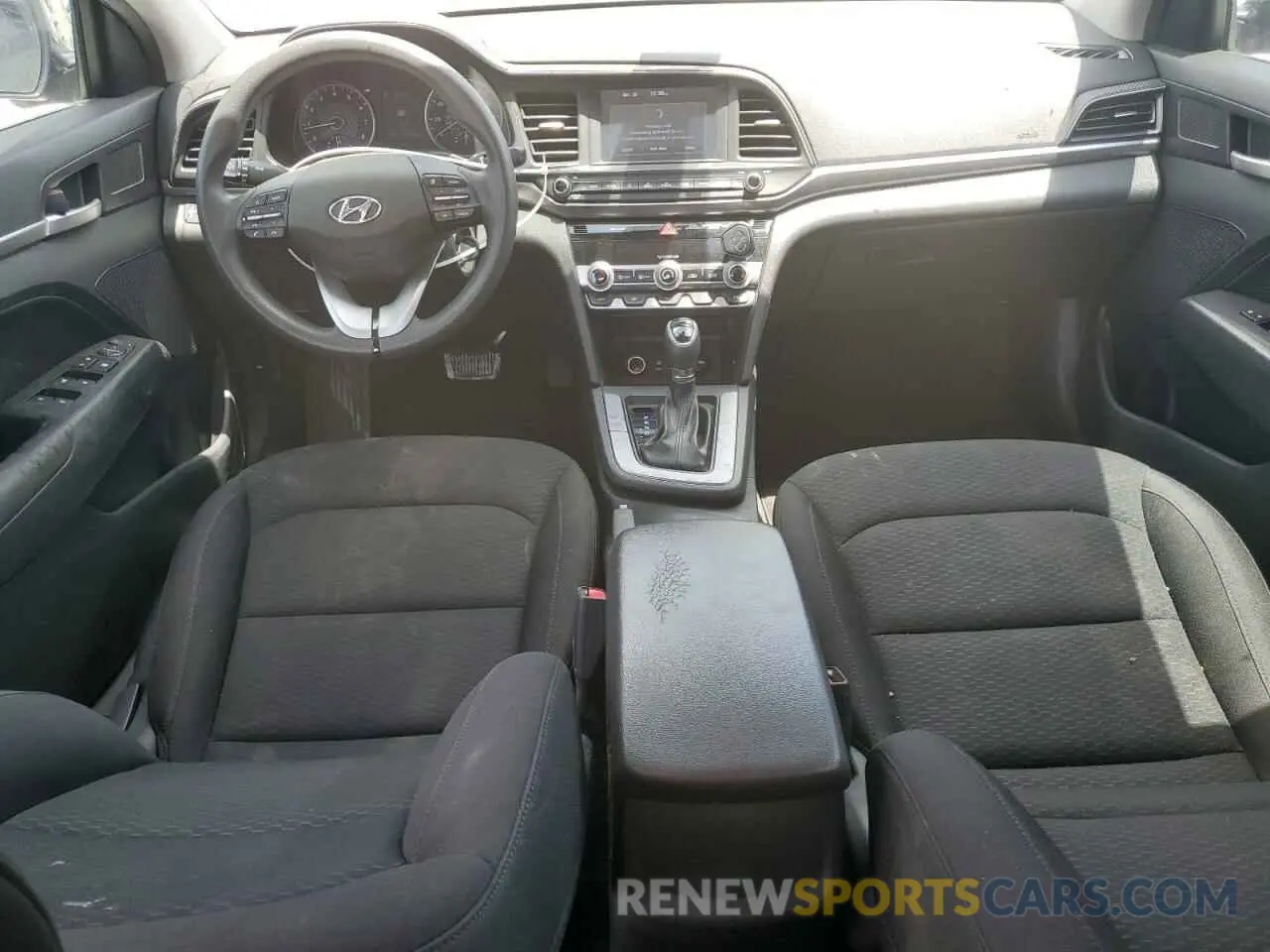 8 Photograph of a damaged car KMHD84LF5LU906607 HYUNDAI ELANTRA 2020