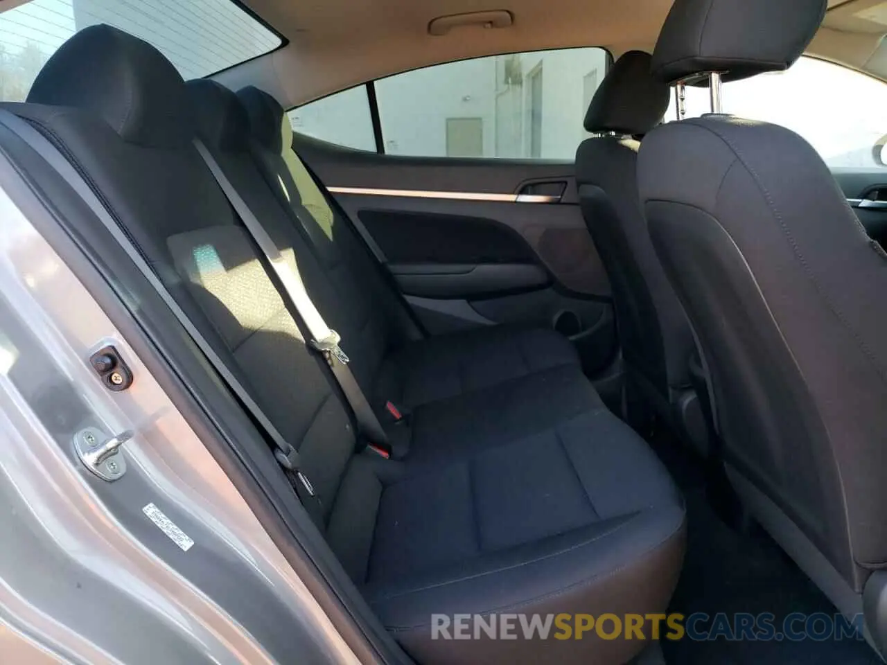 10 Photograph of a damaged car KMHD84LF6LU080222 HYUNDAI ELANTRA 2020