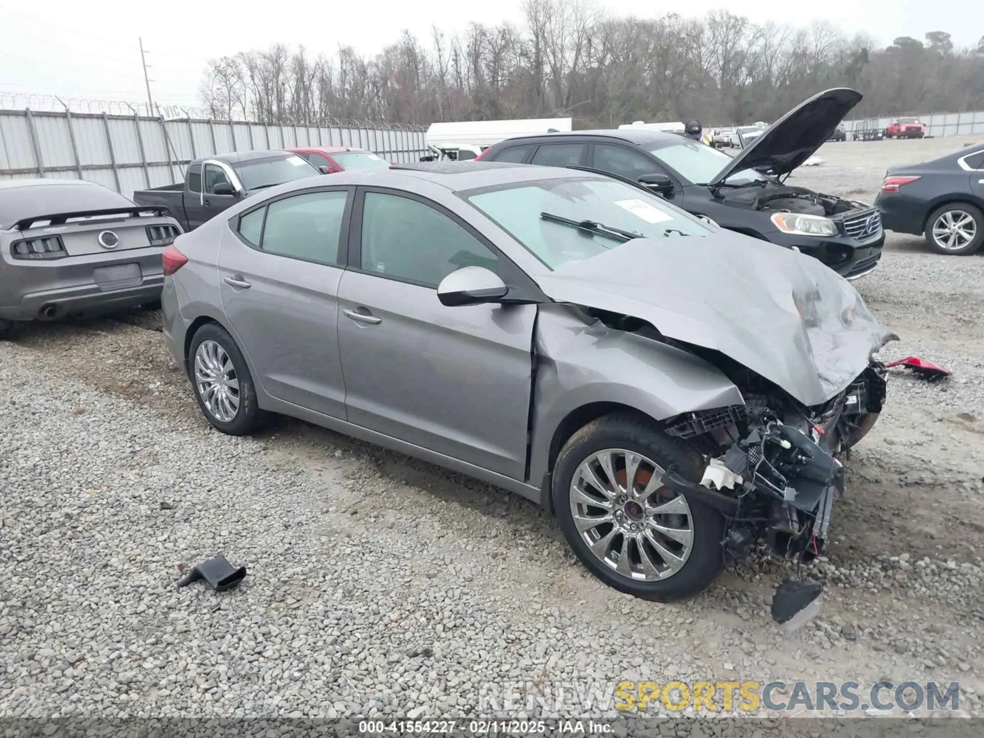 1 Photograph of a damaged car KMHD84LF6LU105488 HYUNDAI ELANTRA 2020