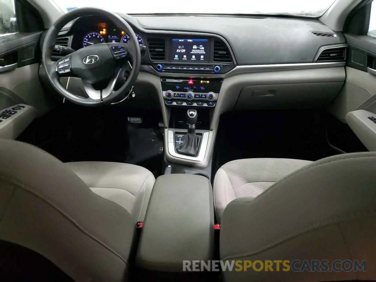 8 Фотография поврежденного автомобиля KMHD84LF6LU956058 HYUNDAI ELANTRA 2020