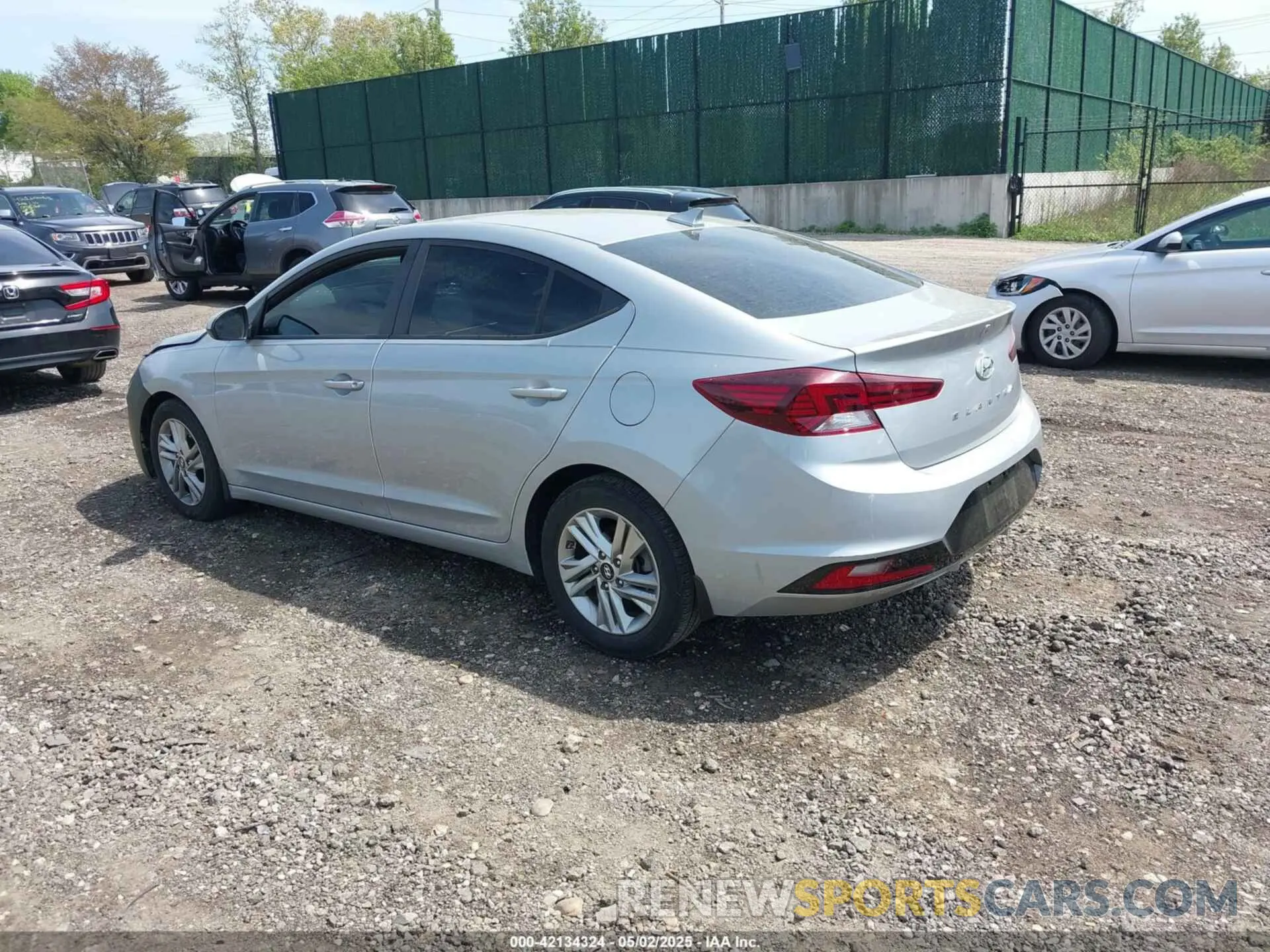 3 Photograph of a damaged car KMHD84LF6LU960921 HYUNDAI ELANTRA 2020