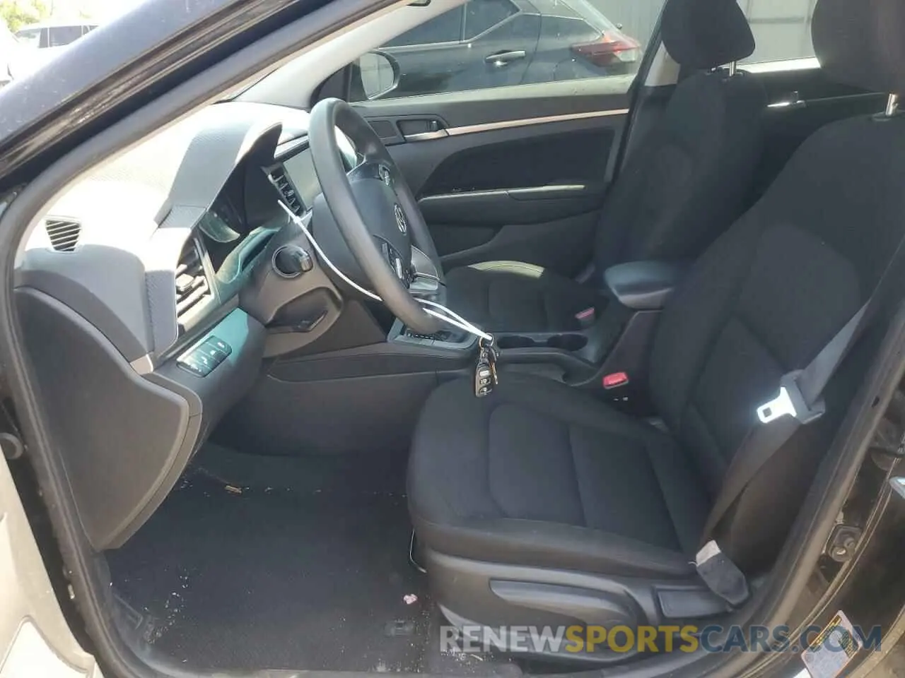 7 Фотография поврежденного автомобиля KMHD84LF6LU986547 HYUNDAI ELANTRA 2020