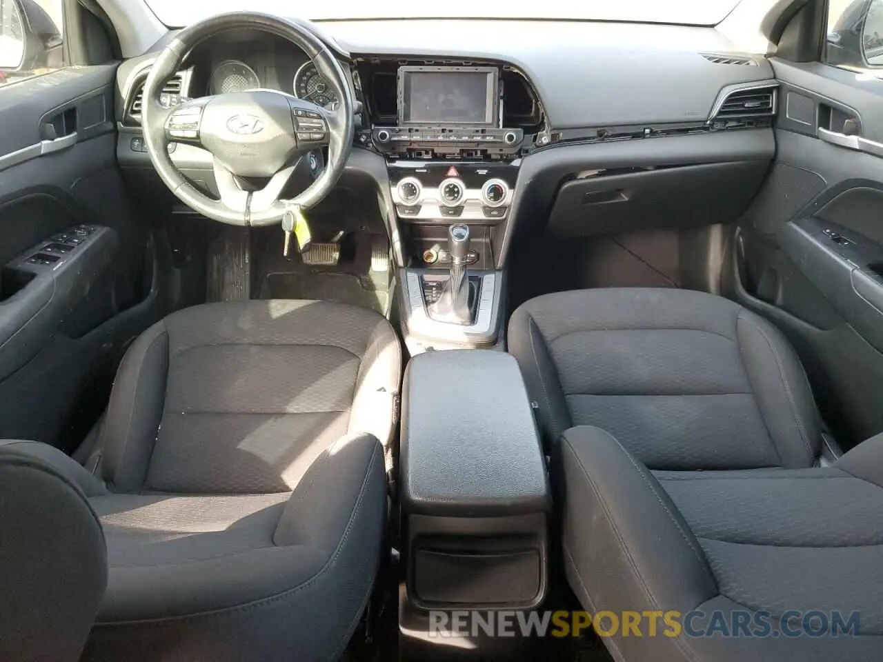 8 Photograph of a damaged car KMHD84LF6LU987701 HYUNDAI ELANTRA 2020