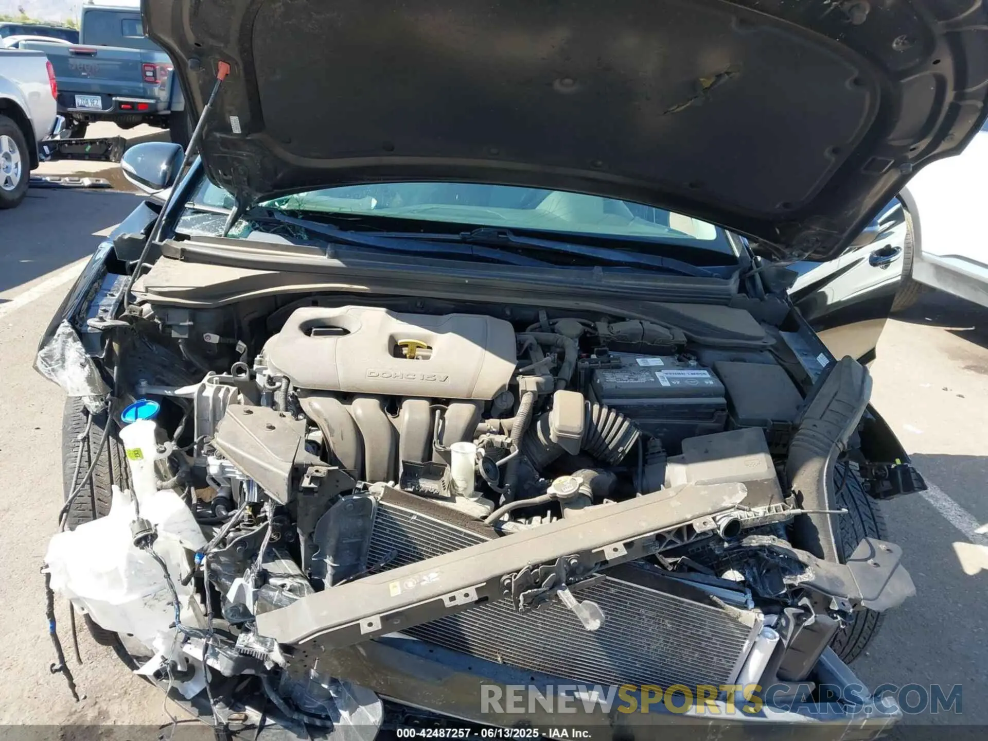 10 Photograph of a damaged car KMHD84LF6LU991215 HYUNDAI ELANTRA 2020