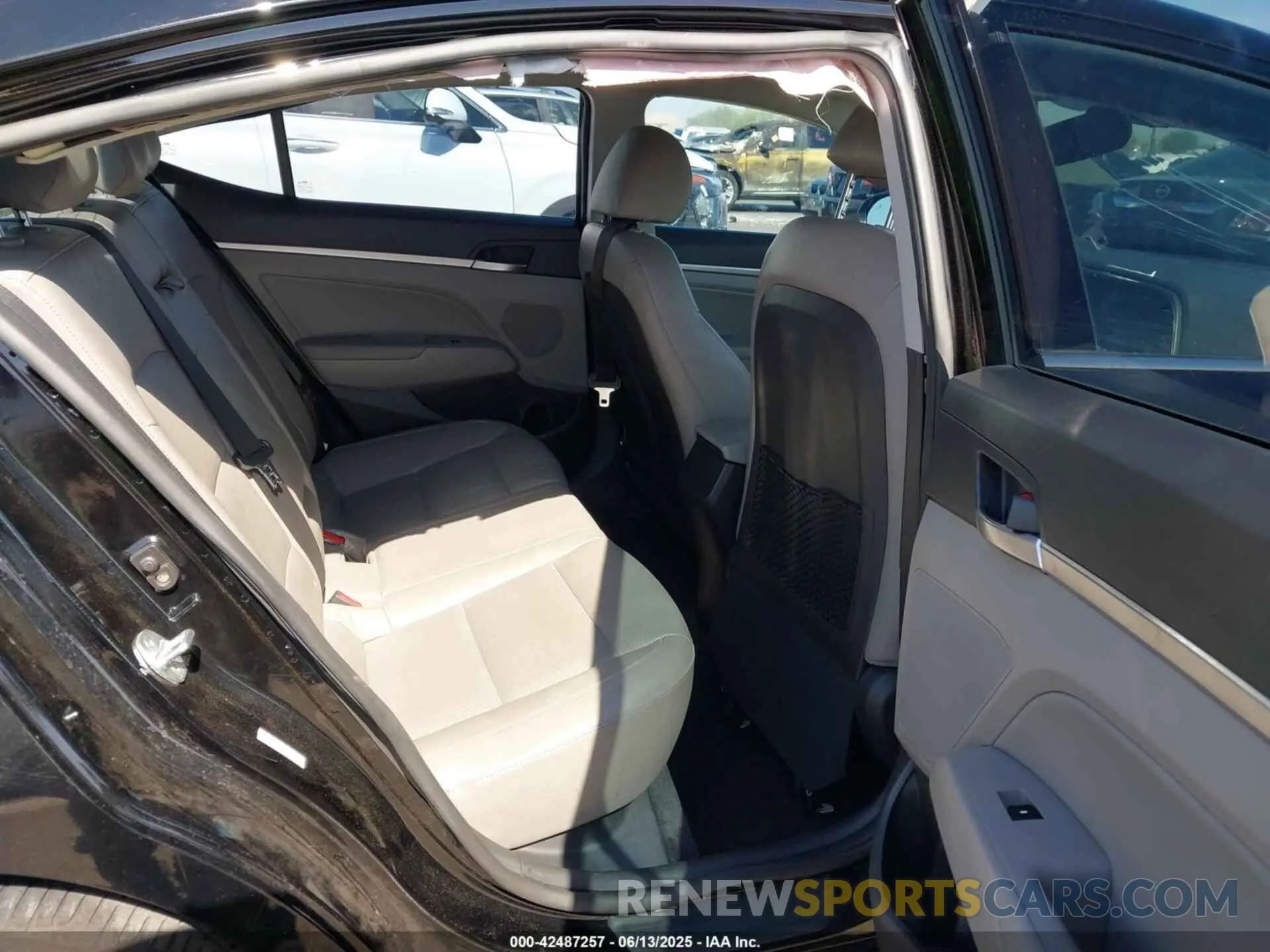 8 Photograph of a damaged car KMHD84LF6LU991215 HYUNDAI ELANTRA 2020