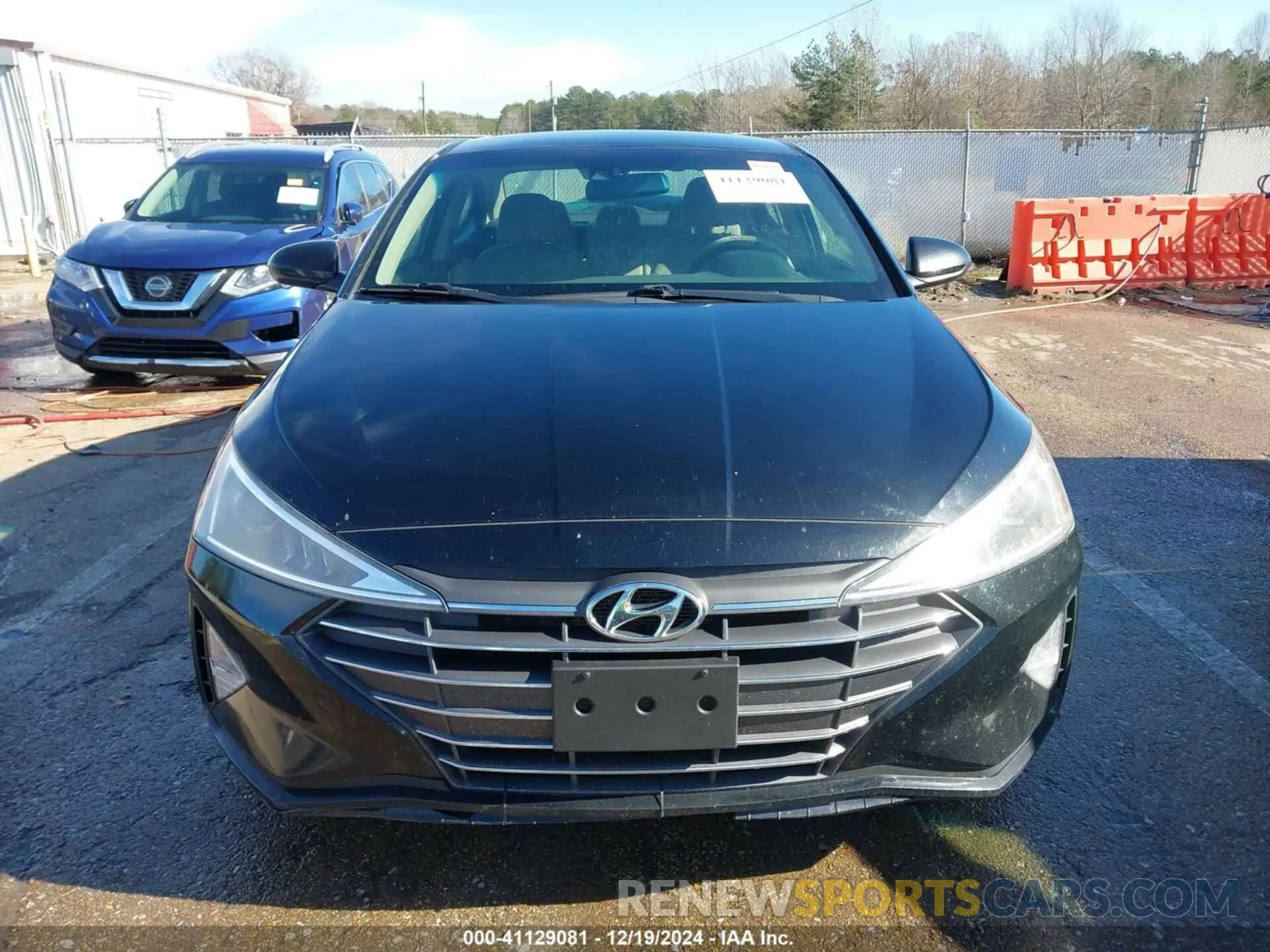 12 Фотография поврежденного автомобиля KMHD84LF7LU938409 HYUNDAI ELANTRA 2020