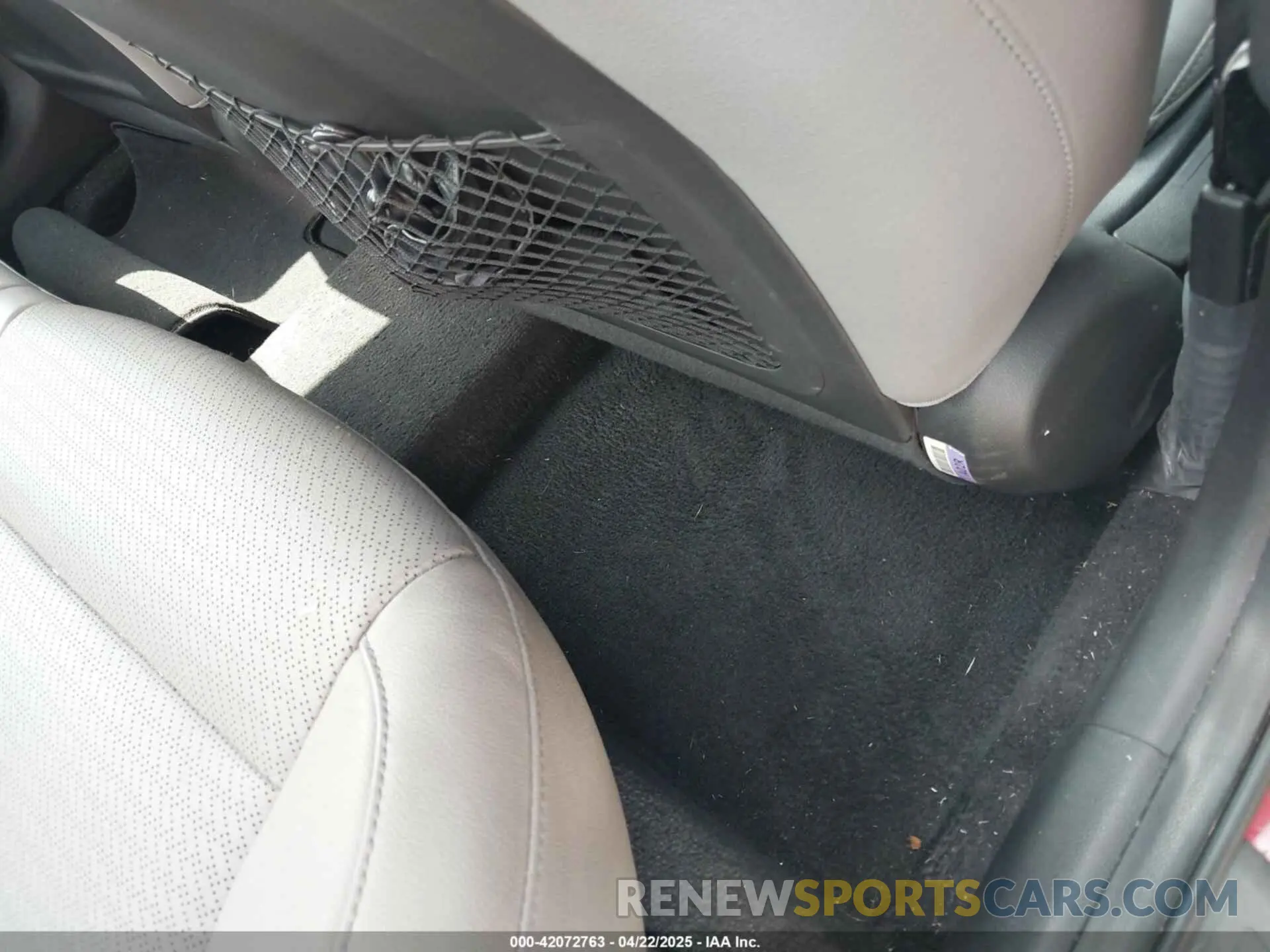 14 Photograph of a damaged car KMHD84LF8LU107789 HYUNDAI ELANTRA 2020