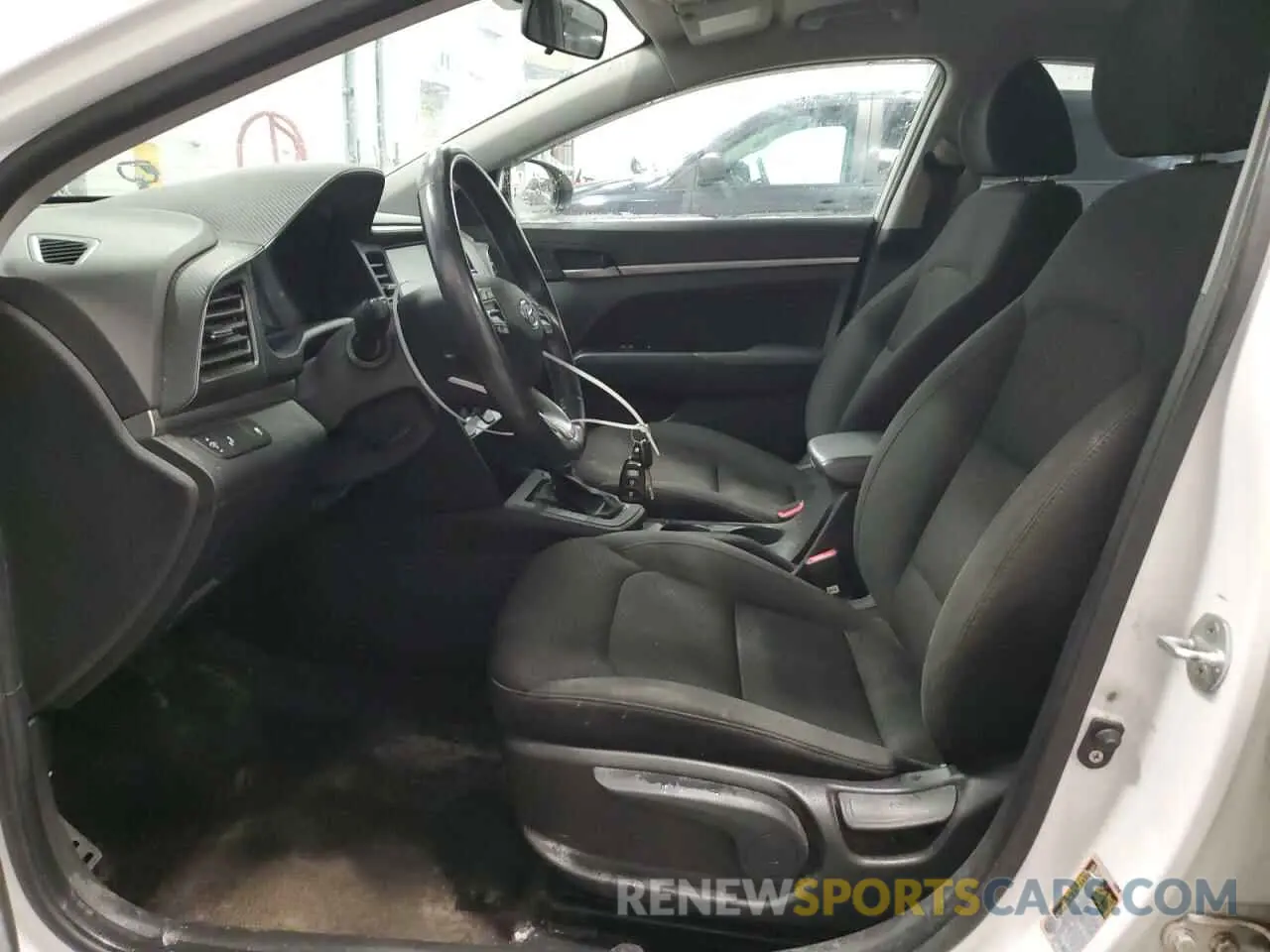 7 Photograph of a damaged car KMHD84LF8LU965943 HYUNDAI ELANTRA 2020