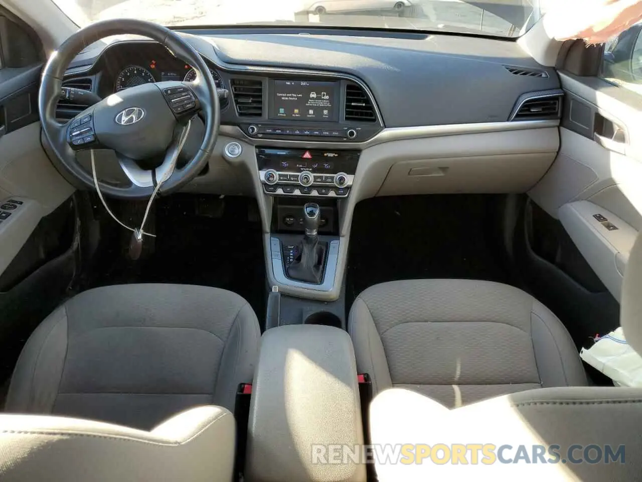 8 Фотография поврежденного автомобиля KMHD84LF9LU962940 HYUNDAI ELANTRA 2020