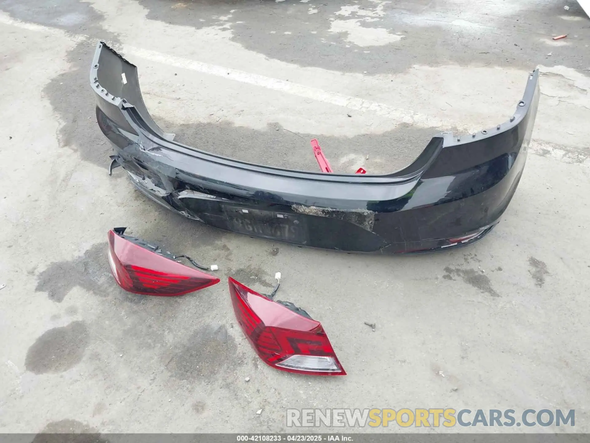12 Photograph of a damaged car KMHD84LFXLU106756 HYUNDAI ELANTRA 2020