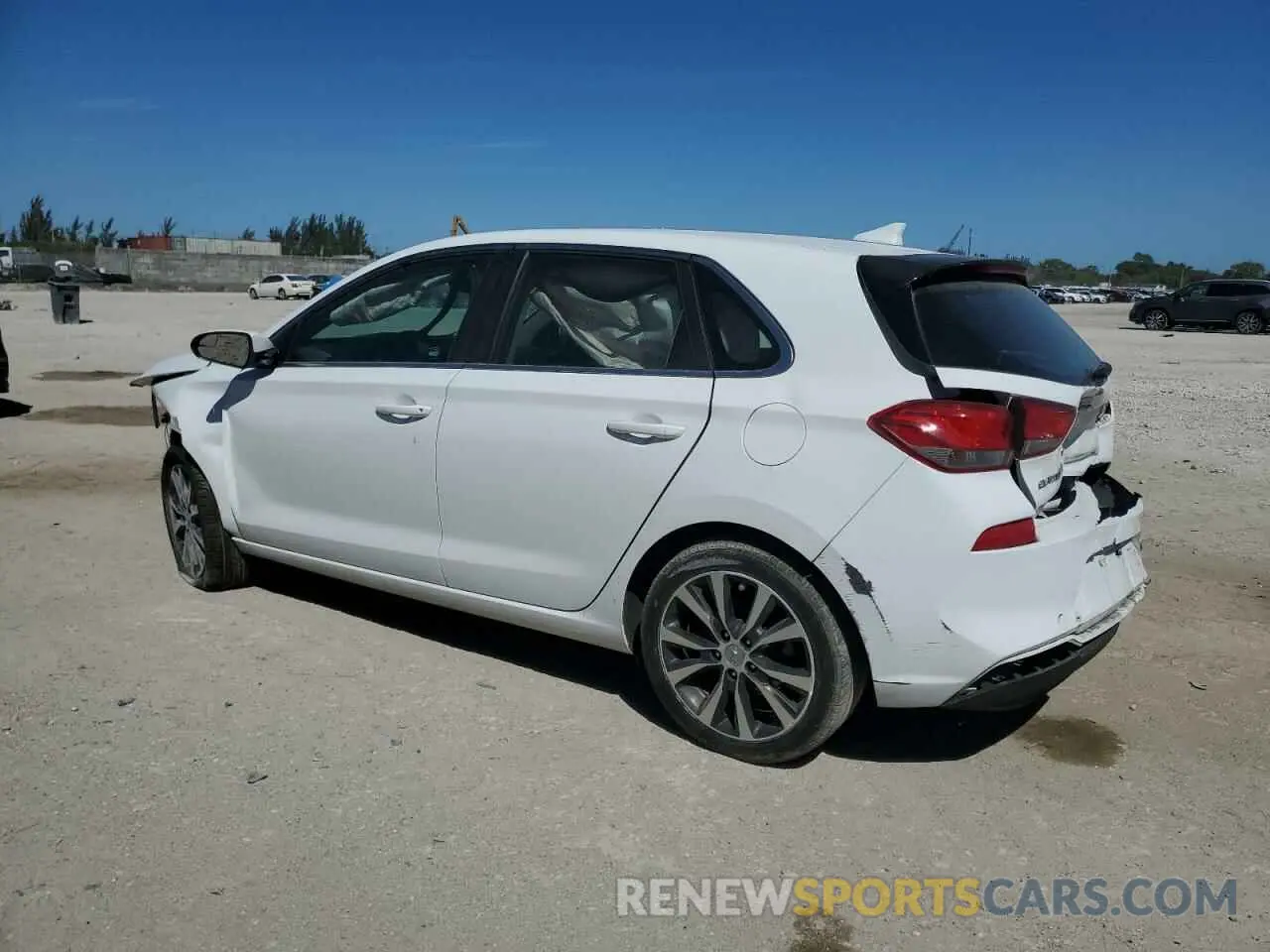 2 Фотография поврежденного автомобиля KMHH35LE0LU133820 HYUNDAI ELANTRA 2020