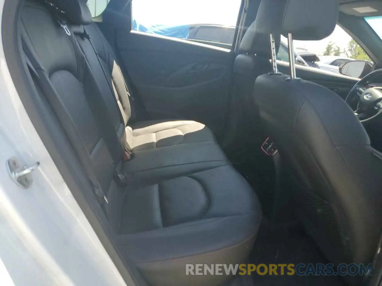 10 Фотография поврежденного автомобиля KMHH55LC7LU139266 HYUNDAI ELANTRA 2020