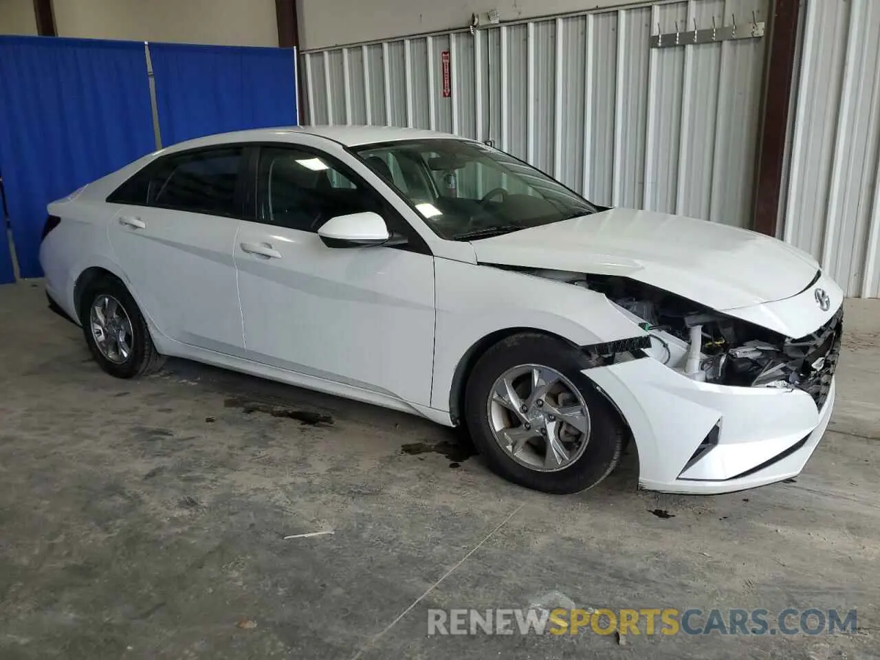 4 Photograph of a damaged car 5NPLL4AG0MH017221 HYUNDAI ELANTRA 2021