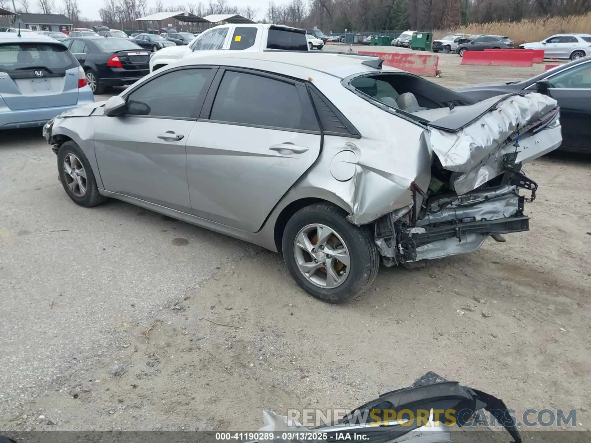3 Фотография поврежденного автомобиля 5NPLL4AG0MH036268 HYUNDAI ELANTRA 2021