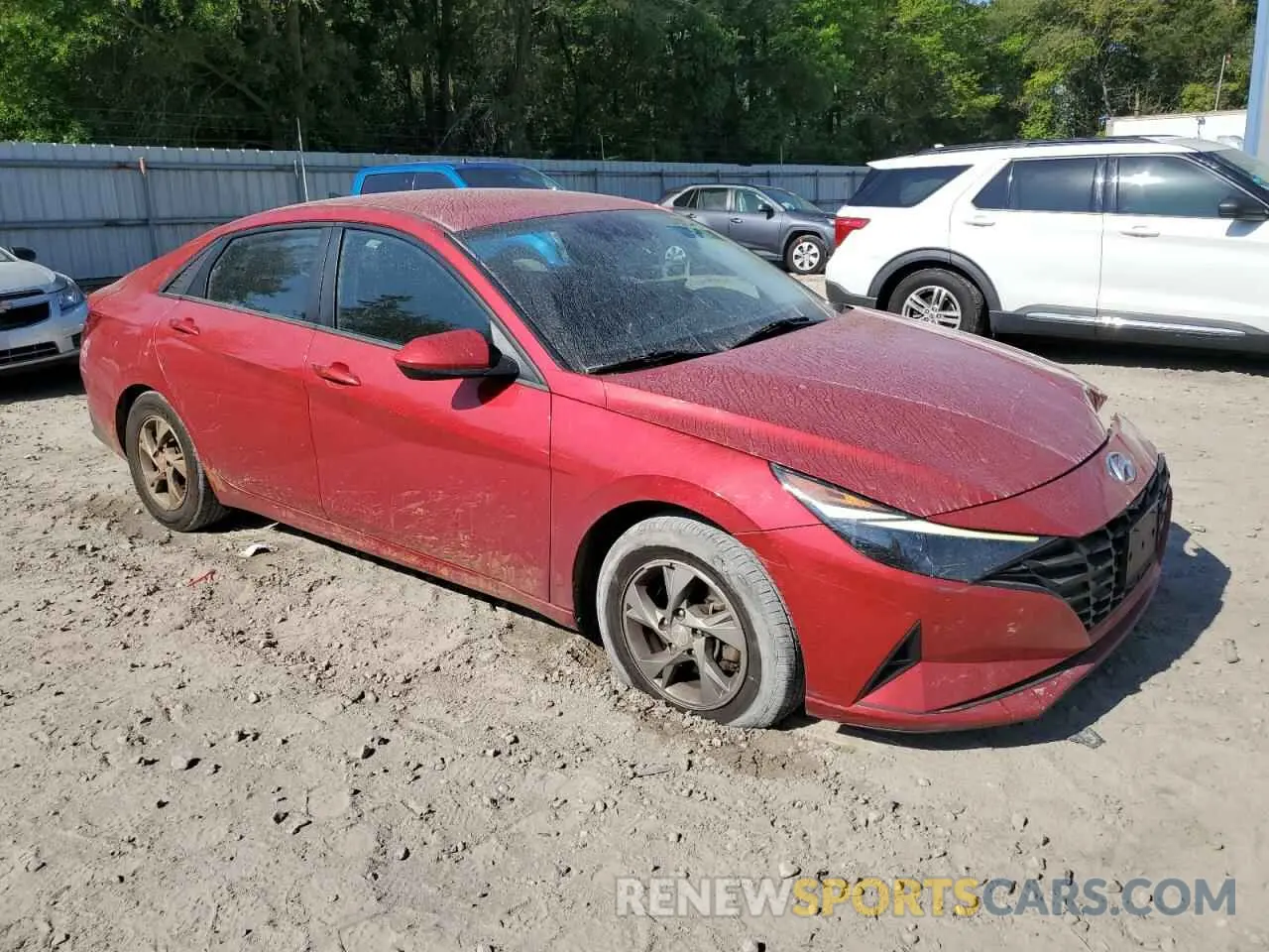 4 Photograph of a damaged car 5NPLL4AG0MH047514 HYUNDAI ELANTRA 2021