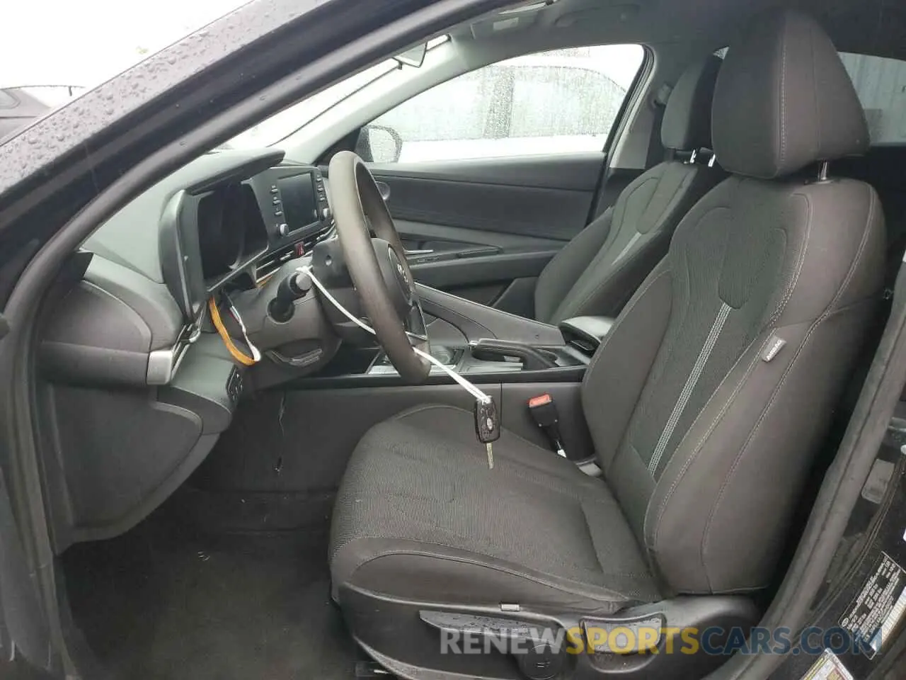 7 Photograph of a damaged car 5NPLL4AG1MH040717 HYUNDAI ELANTRA 2021