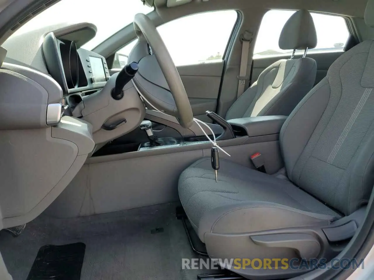 7 Photograph of a damaged car 5NPLL4AG1MH045495 HYUNDAI ELANTRA 2021