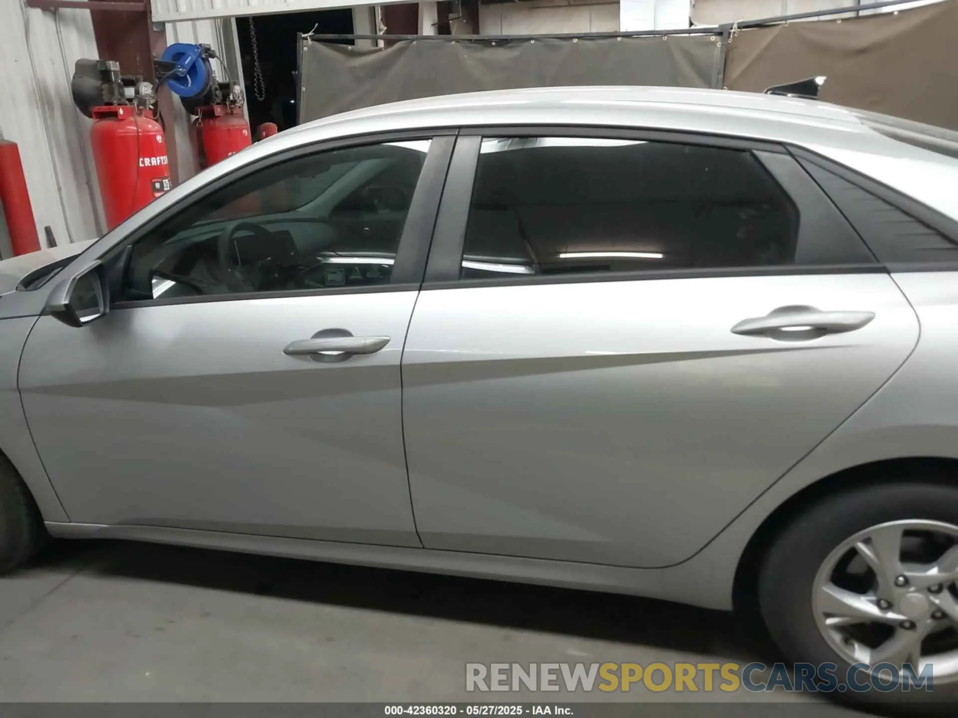 14 Photograph of a damaged car 5NPLL4AG2MH024123 HYUNDAI ELANTRA 2021
