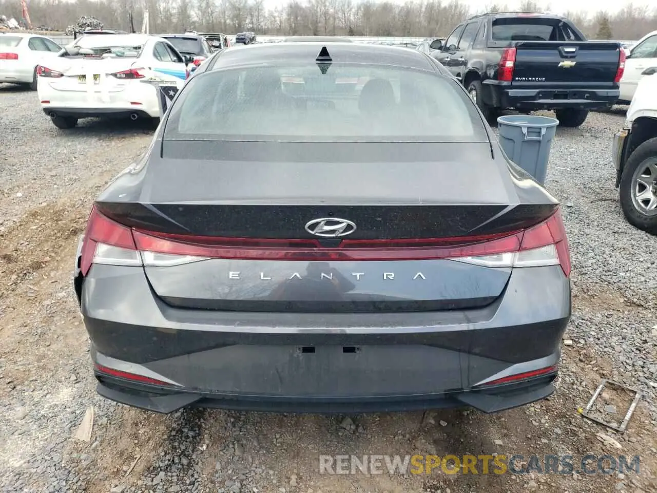 6 Photograph of a damaged car 5NPLL4AG3MH011039 HYUNDAI ELANTRA 2021