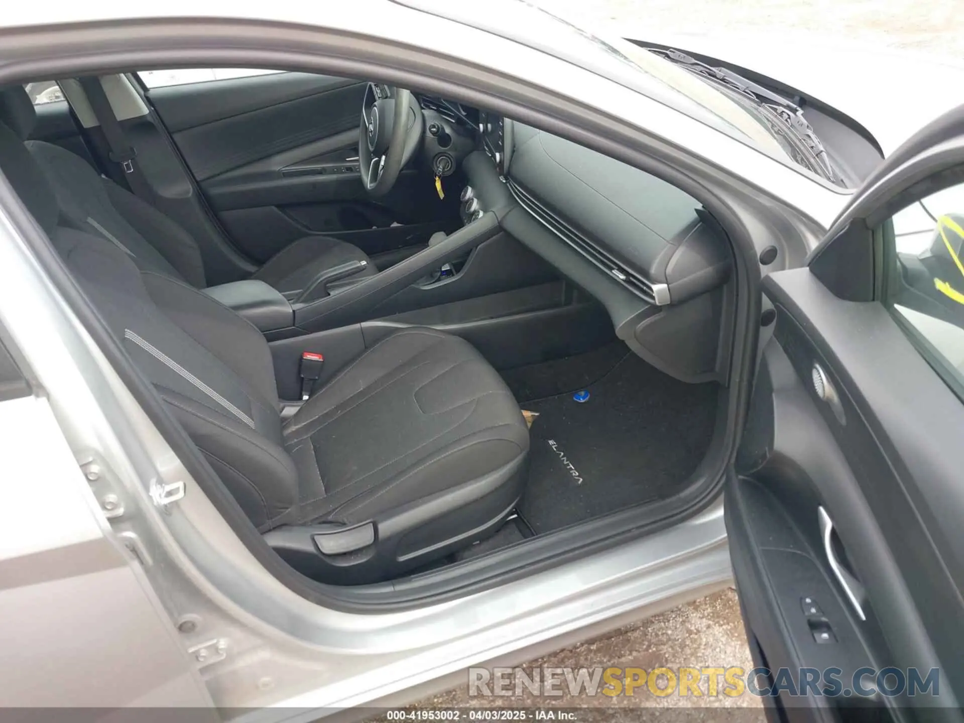5 Фотография поврежденного автомобиля 5NPLL4AG3MH015933 HYUNDAI ELANTRA 2021
